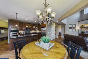 6276 Peony Ln N, Maple Grove, MN 55311 - Photo 9