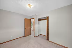 900 19th Ave NE, Rochester, MN 55906 - Photo 15
