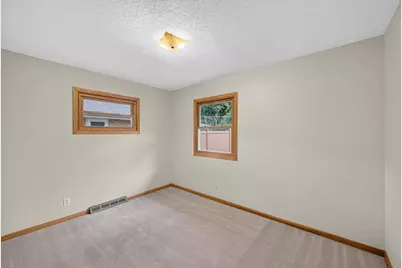 900 19th Avenue NE, Rochester, MN 55906 - Photo 23