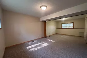 8833 Queen Ave S, Bloomington, MN 55431 - Photo 7