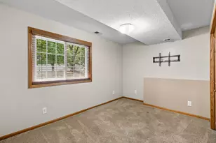 3111 Joyce Ct, Eagan, MN 55121 - Photo 17
