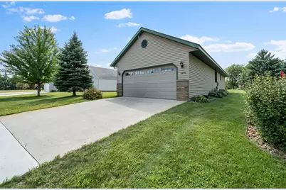 1276 Westbrook Circle, Alexandria, MN 56308 - Photo 3