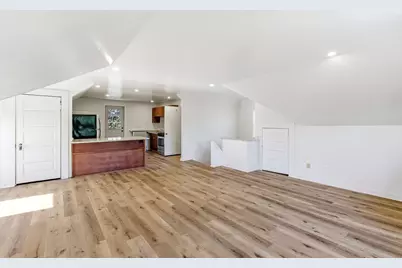852 Ashland Avenue, Saint Paul, MN 55104 - Photo 29