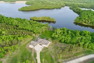 8382 198th Ave NE, New London, MN 56273 - Photo 9