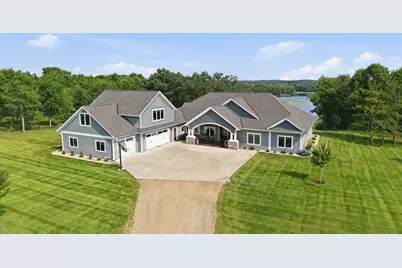 8382 198th Avenue NE, New London, MN 56273 - Photo 3