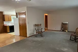 631 19th St, Windom, MN 56101 - Photo 7
