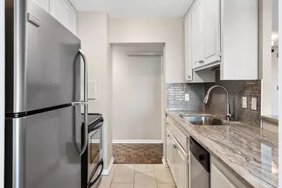 410 Groveland Avenue #1605, Minneapolis, MN 55403 - Photo 11