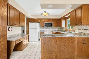 7901 37th Ave N, New Hope, MN 55427 - Photo 3