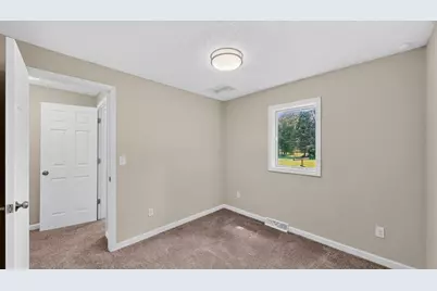 3225 Pinewood Road SE, Rochester, MN 55904 - Photo 15