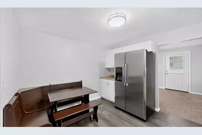 3225 Pinewood Road SE, Rochester, MN 55904 - Photo 9