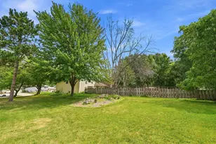 2527 Interlachen Dr, Stillwater, MN 55082 - Photo 37