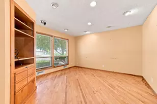 2527 Interlachen Dr, Stillwater, MN 55082 - Photo 3