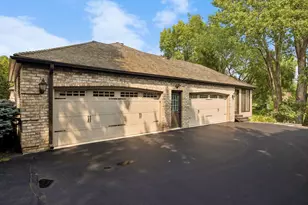 5804 Long Brake Trail, Edina, MN 55439 - Photo 49
