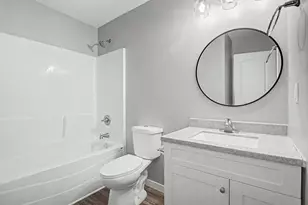 953 Wilson Ave, Saint Paul, MN 55106 - Photo 21