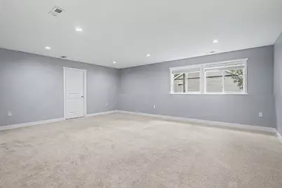 953 Wilson Avenue, Saint Paul, MN 55106 - Photo 15