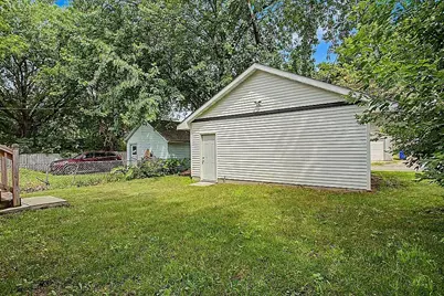 953 Wilson Avenue, Saint Paul, MN 55106 - Photo 7