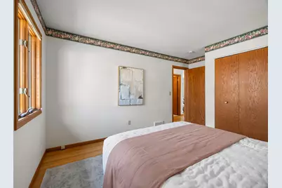 10006 Chicago Avenue S, Bloomington, MN 55420 - Photo 13