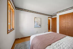 10006 Chicago Ave S, Bloomington, MN 55420 - Photo 13