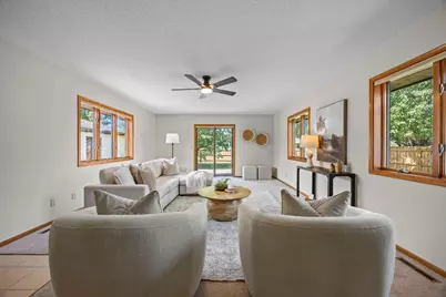 10006 Chicago Avenue S, Bloomington, MN 55420 - Photo 9