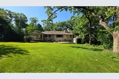 332 Floral Drive W, Shoreview, MN 55126 - Photo 3