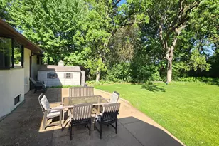 332 Floral Dr W, Shoreview, MN 55126 - Photo 27