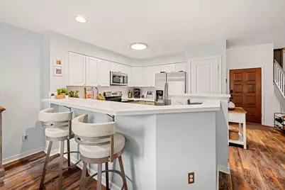 1392 Carling Drive #305, Saint Paul, MN 55108 - Photo 13