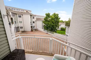 1392 Carling Dr, Saint Paul, MN 55108 - Photo 37
