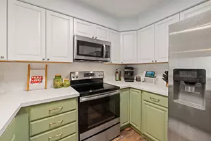 1392 Carling Dr, Saint Paul, MN 55108 - Photo 17