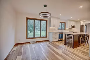 2400 Garland Ln N, Plymouth, MN 55447 - Photo 15