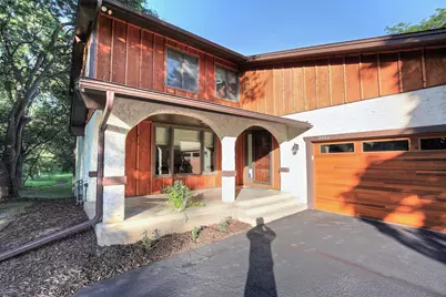 2400 Garland Lane N, Plymouth, MN 55447 - Photo 3