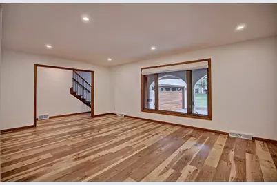 2400 Garland Lane N, Plymouth, MN 55447 - Photo 17