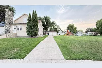 135 5th Avenue, Granite Falls, MN 56241 - Photo 3