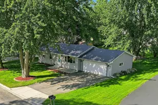 1836 Hemlock Ave, Owatonna, MN 55060 - Photo 1