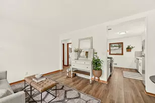 1520 5th St NE, Rochester, MN 55906 - Photo 5