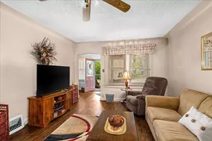3821 W 7th St, Duluth, MN 55807 - Photo 3