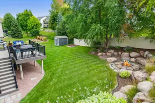 921 Bridle Creek Dr, Jordan, MN 55352 - Photo 3
