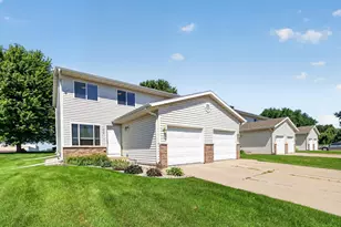 310 10th Ave NW, Byron, MN 55920 - Photo 1