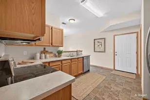 7729 Elm Grove Ave, New Hope, MN 55428 - Photo 5