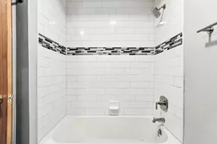 770 Viking Dr E, Maplewood, MN 55117 - Photo 9