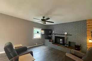 4917 Abbott Ave N, Brooklyn Center, MN 55429 - Photo 5