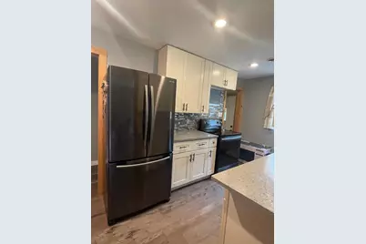 4917 Abbott Avenue N, Brooklyn Center, MN 55429 - Photo 9