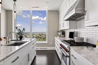 1111 W River Parkway #32C, Minneapolis, MN 55415 - Photo 17