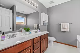 8421 Blazing Star Cir, Shakopee, MN 55379 - Photo 25