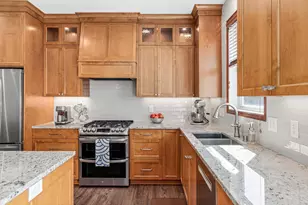 8421 Blazing Star Cir, Shakopee, MN 55379 - Photo 5