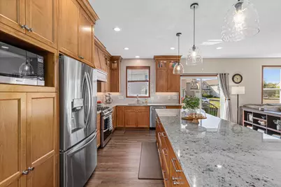 8421 Blazing Star Circle, Shakopee, MN 55379 - Photo 7