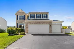 8421 Blazing Star Cir, Shakopee, MN 55379 - Photo 1