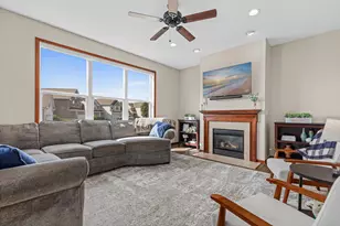 8421 Blazing Star Cir, Shakopee, MN 55379 - Photo 13