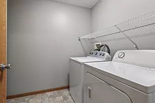 1191 Highpoint Curve, Shakopee, MN 55379 - Photo 17