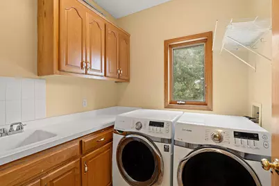 1401 Larkspur Court, Woodbury, MN 55129 - Photo 31