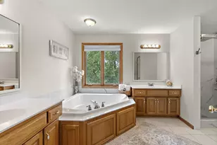 1401 Larkspur Ct, Woodbury, MN 55129 - Photo 35
